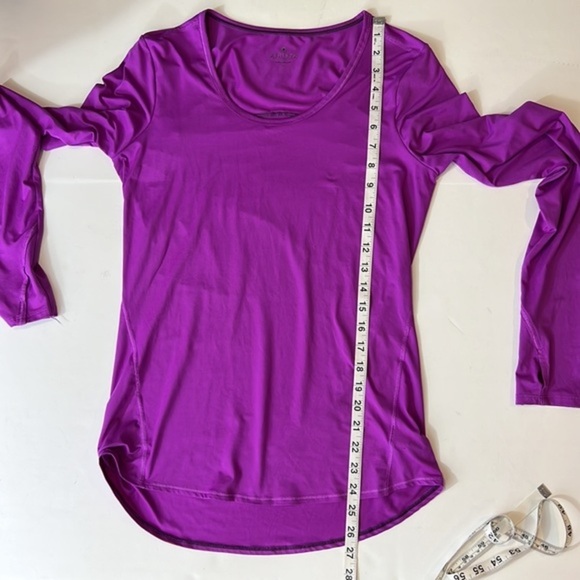ATHLETA Woman’s Purple Longsleeve Running Athletic work out shirt Sz S - Picture 11 of 11